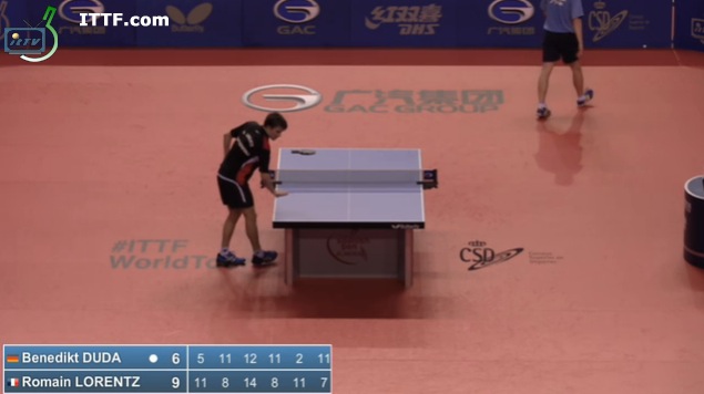 L'Allemand manque son service à 8-6 et Romain s'envole vers la victoire L'Allemand manque son service à 8-6 et Romain s'envole vers la victoire