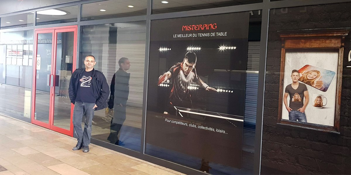 Yves LARDOUX devant sa boutique Misterping Paris Nord | Misterping Shop