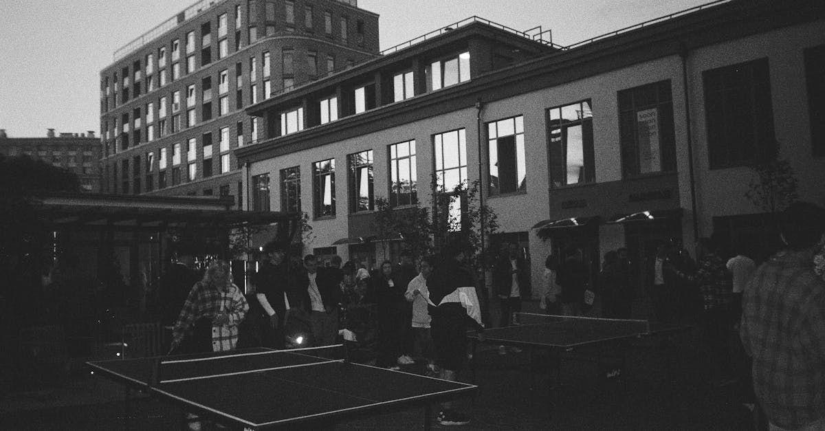 découvrez tout sur le tennis de table : règles, techniques, équipements et conseils pour améliorer votre jeu et profiter pleinement de ce sport dynamique et accessible à tous.