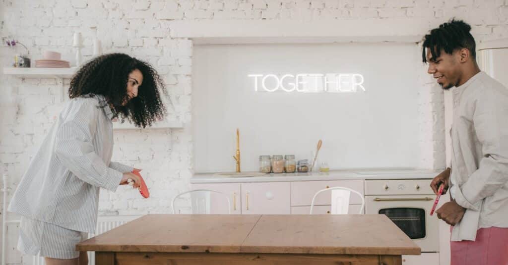 découvrez tout sur le tennis de table : règles, techniques, équipements et conseils pour améliorer votre jeu.