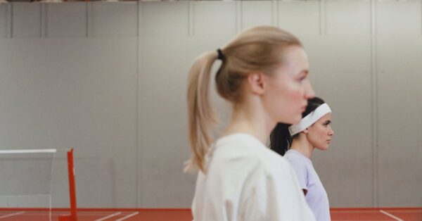 découvrez tout sur le tennis de table : règles, techniques, équipements et conseils pour améliorer votre jeu et profiter pleinement de ce sport dynamique.