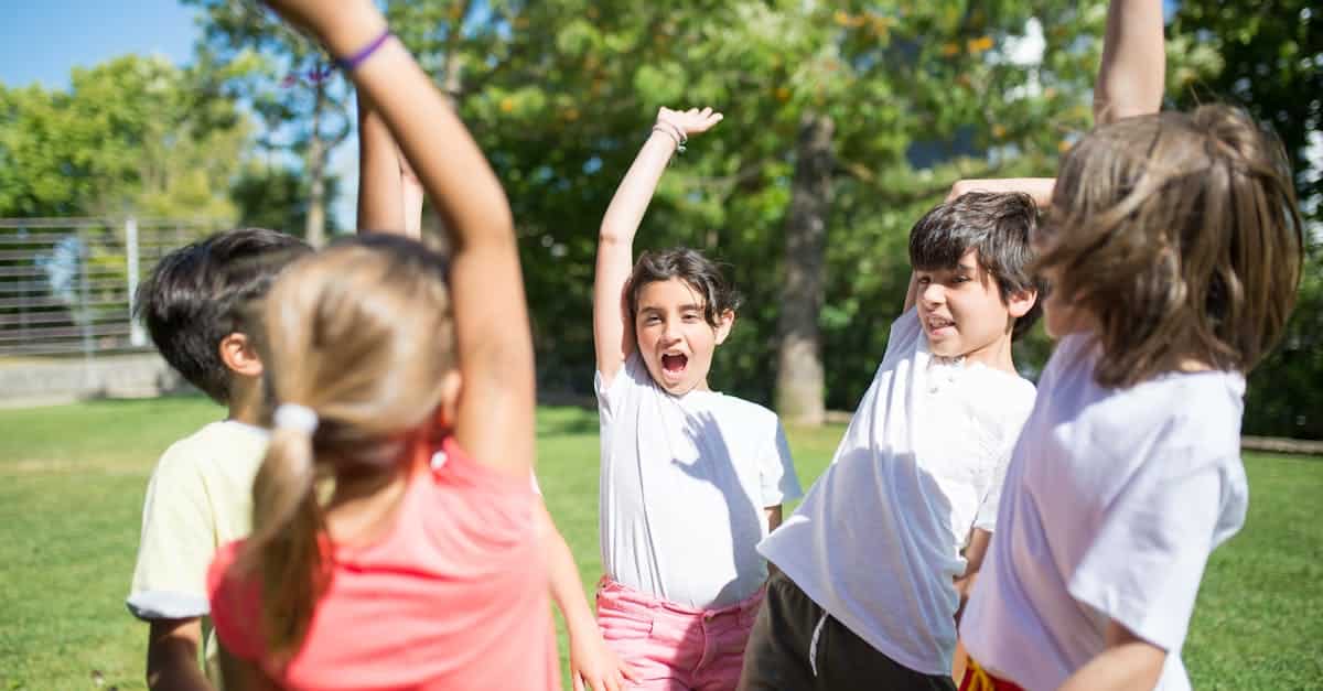 découvrez une variété d'activités passionnantes adaptées à tous les goûts et tous les âges pour s'amuser, apprendre et se divertir.
