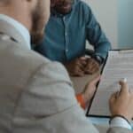 découvrez nos solutions de recrutement efficaces pour trouver les meilleurs talents adaptés à vos besoins professionnels.