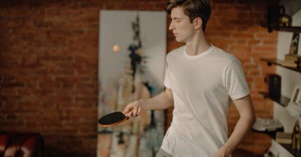 découvrez tout sur le tennis de table : règles, techniques, conseils d'entraînement et actualités pour améliorer votre jeu et profiter pleinement de ce sport dynamique.