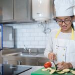 découvrez l'art culinaire avec notre chef expert, maîtrisant les saveurs et techniques pour des plats raffinés et gourmands.