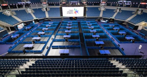 découvrez tout sur le tennis de table : règles, techniques, conseils et équipements pour améliorer votre jeu et profiter pleinement de ce sport dynamique et accessible à tous.