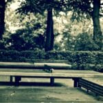 découvrez nos conseils incontournables pour améliorer votre jeu de tennis de table et maîtriser toutes les techniques pour gagner vos matchs.