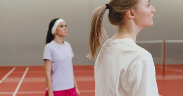 découvrez le tennis de table : règles, techniques, conseils et équipements pour progresser et profiter pleinement de chaque partie.